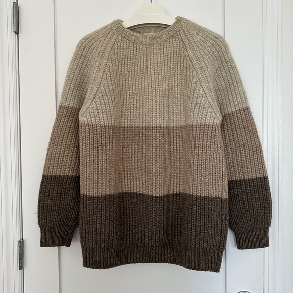 VINTAGE 100% Wool Knit Sweater